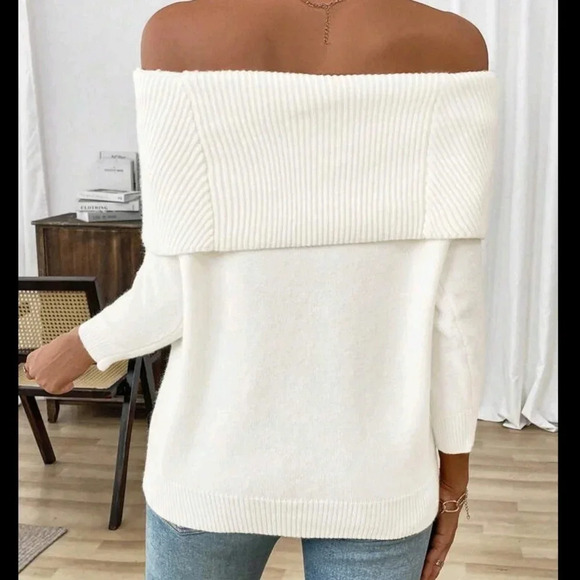 Casual Solid Color Off-Shoulder Sweater - Picture 2 of 6